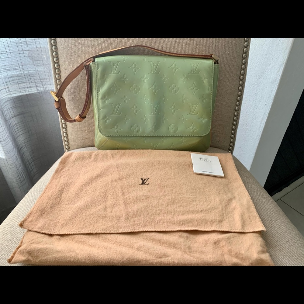 Authentic Vintage LV Monogram Vernis Bag #BA0949 - Picture 3 of 11